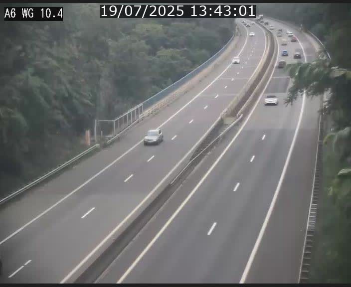 <h2>Traffic live webcam Luxembourg Mamer - A6 - BK 10.4 - direction Luxembourg/France/Allemagne</h2>