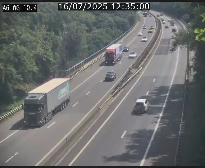<h2>Traffic live webcam Luxembourg Mamer - A6 - BK 10.4 - direction Luxembourg/France/Allemagne</h2>
