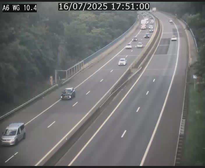 <h2>Traffic live webcam Luxembourg Mamer - A6 - BK 10.4 - direction Luxembourg/France/Allemagne</h2>