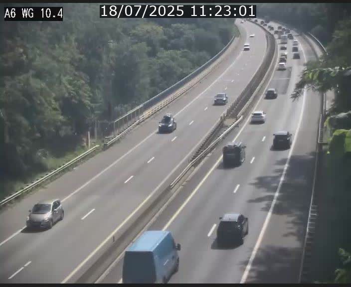 <h2>Traffic live webcam Luxembourg Mamer - A6 - BK 10.4 - direction Luxembourg/France/Allemagne</h2>