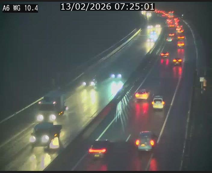 Traffic live webcam Luxembourg Mamer - A6 - BK 10.4 - direction Luxembourg/France/Allemagne