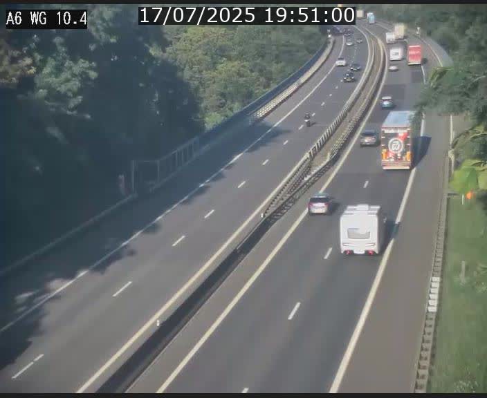 <h2>Traffic live webcam Luxembourg Mamer - A6 - BK 10.4 - direction Luxembourg/France/Allemagne</h2>