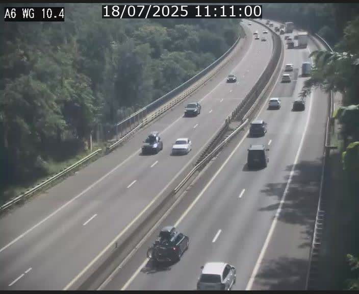 <h2>Traffic live webcam Luxembourg Mamer - A6 - BK 10.4 - direction Luxembourg/France/Allemagne</h2>