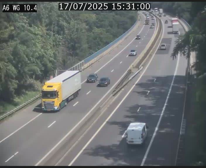 <h2>Traffic live webcam Luxembourg Mamer - A6 - BK 10.4 - direction Luxembourg/France/Allemagne</h2>
