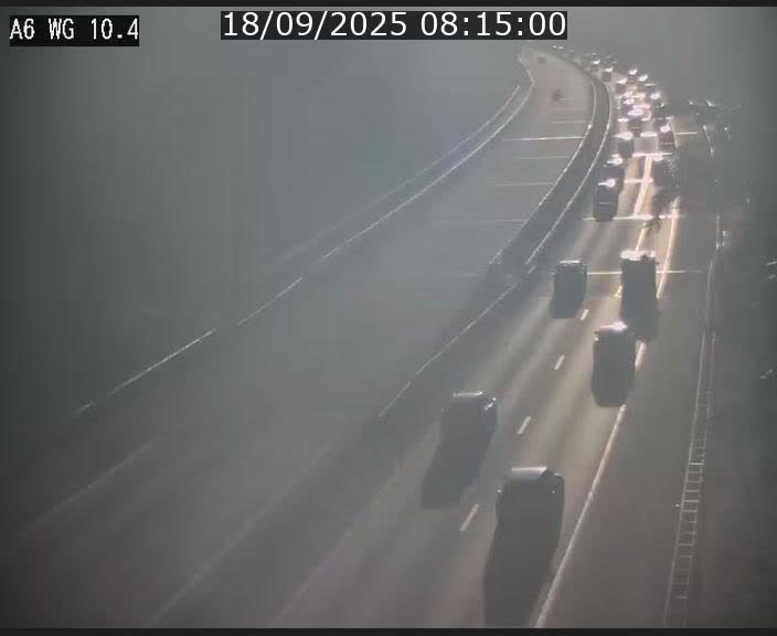 <h2>Traffic live webcam Luxembourg Mamer - A6 - BK 10.4 - direction Luxembourg/France/Allemagne</h2>