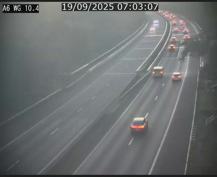 <h2>Traffic live webcam Luxembourg Mamer - A6 - BK 10.4 - direction Luxembourg/France/Allemagne</h2>