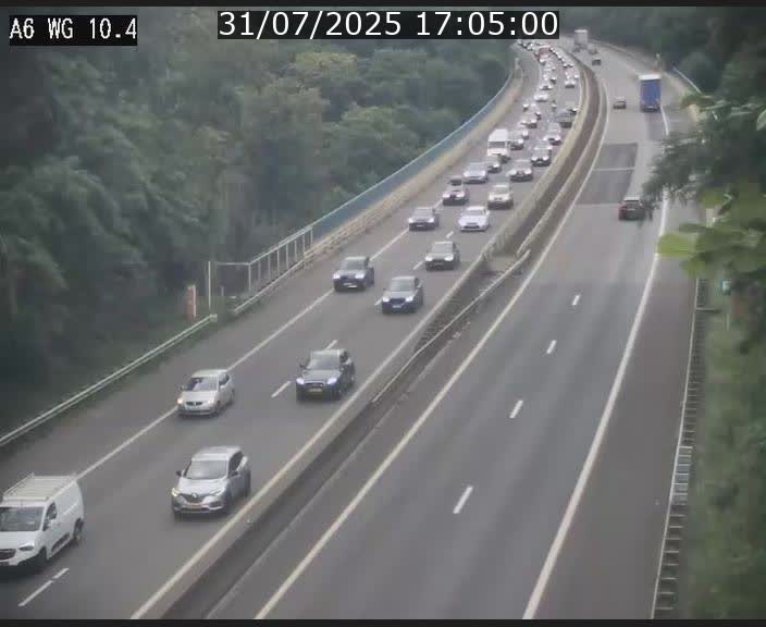 Traffic live webcam Luxembourg Mamer - A6 - BK 10.4 - direction Luxembourg/France/Allemagne