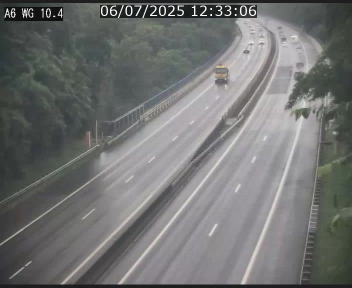 Traffic live webcam Luxembourg Mamer - A6 - BK 10.4 - direction Luxembourg/France/Allemagne