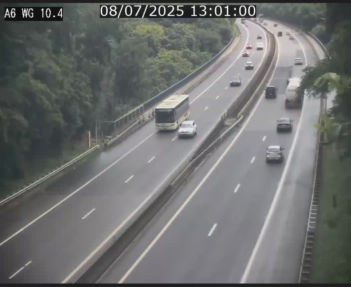 Traffic live webcam Luxembourg Mamer - A6 - BK 10.4 - direction Luxembourg/France/Allemagne