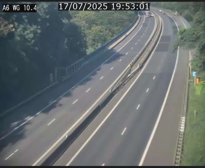 Traffic live webcam Luxembourg Mamer - A6 - BK 10.4 - direction Luxembourg/France/Allemagne