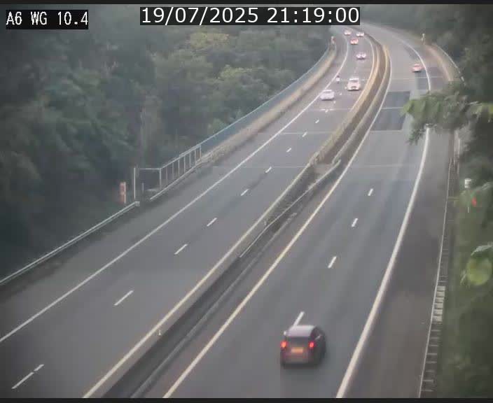Traffic live webcam Luxembourg Mamer - A6 - BK 10.4 - direction Luxembourg/France/Allemagne