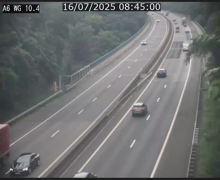 Traffic live webcam Luxembourg Mamer - A6 - BK 10.4 - direction Luxembourg/France/Allemagne