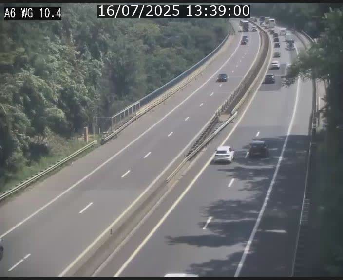 Traffic live webcam Luxembourg Mamer - A6 - BK 10.4 - direction Luxembourg/France/Allemagne
