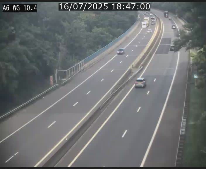 Traffic live webcam Luxembourg Mamer - A6 - BK 10.4 - direction Luxembourg/France/Allemagne