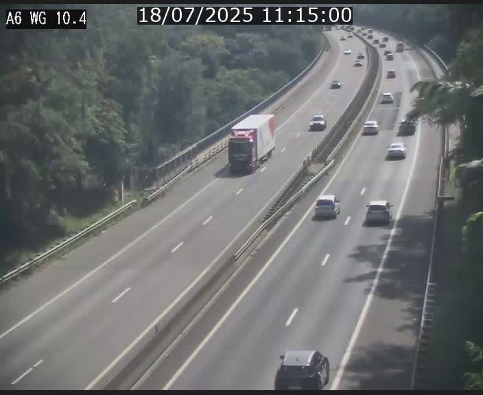 Traffic live webcam Luxembourg Mamer - A6 - BK 10.4 - direction Luxembourg/France/Allemagne