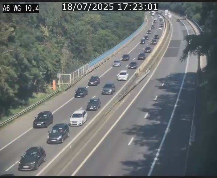 Traffic live webcam Luxembourg Mamer - A6 - BK 10.4 - direction Luxembourg/France/Allemagne