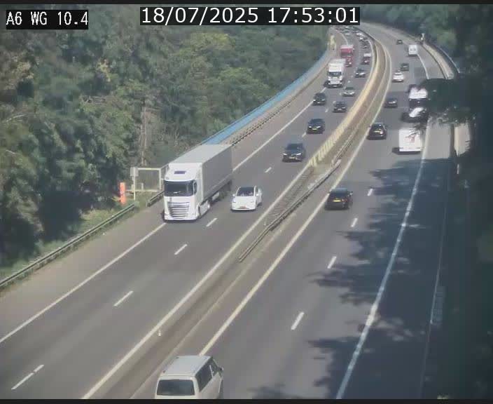 Traffic live webcam Luxembourg Mamer - A6 - BK 10.4 - direction Luxembourg/France/Allemagne