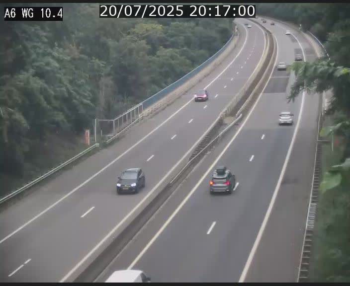Traffic live webcam Luxembourg Mamer - A6 - BK 10.4 - direction Luxembourg/France/Allemagne