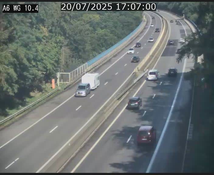 Traffic live webcam Luxembourg Mamer - A6 - BK 10.4 - direction Luxembourg/France/Allemagne