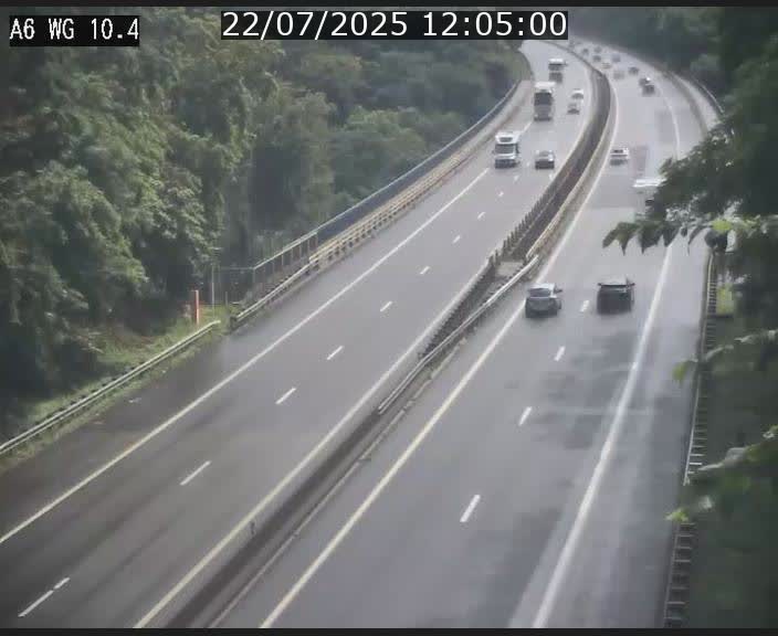 Traffic live webcam Luxembourg Mamer - A6 - BK 10.4 - direction Luxembourg/France/Allemagne