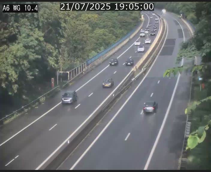 Traffic live webcam Luxembourg Mamer - A6 - BK 10.4 - direction Luxembourg/France/Allemagne