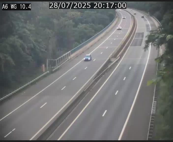 Traffic live webcam Luxembourg Mamer - A6 - BK 10.4 - direction Luxembourg/France/Allemagne