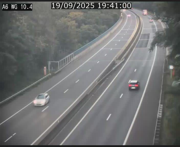 Traffic live webcam Luxembourg Mamer - A6 - BK 10.4 - direction Luxembourg/France/Allemagne