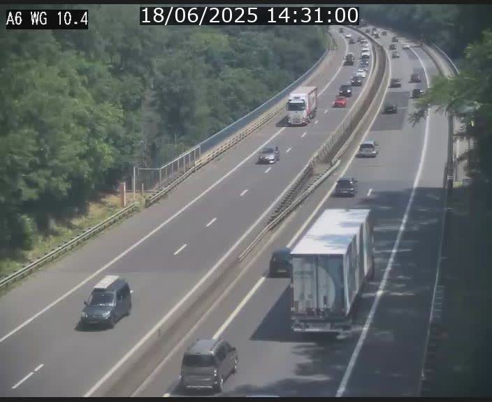 <h2>Traffic live webcam Luxembourg Mamer - A6 - BK 10.4 - direction Luxembourg/France/Allemagne</h2>