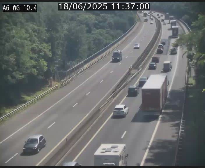 <h2>Traffic live webcam Luxembourg Mamer - A6 - BK 10.4 - direction Luxembourg/France/Allemagne</h2>