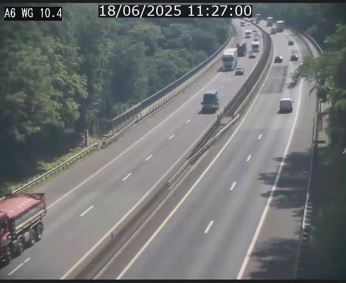 <h2>Traffic live webcam Luxembourg Mamer - A6 - BK 10.4 - direction Luxembourg/France/Allemagne</h2>