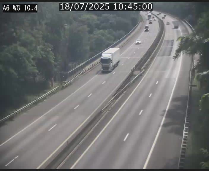<h2>Traffic live webcam Luxembourg Mamer - A6 - BK 10.4 - direction Luxembourg/France/Allemagne</h2>