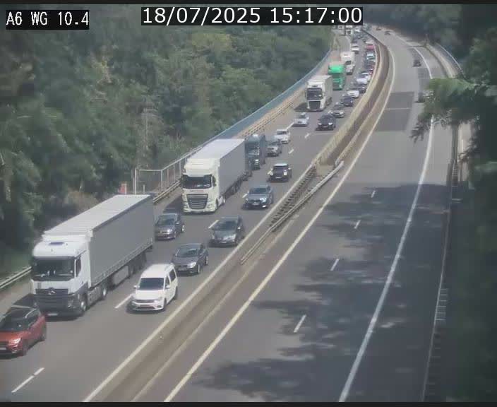<h2>Traffic live webcam Luxembourg Mamer - A6 - BK 10.4 - direction Luxembourg/France/Allemagne</h2>