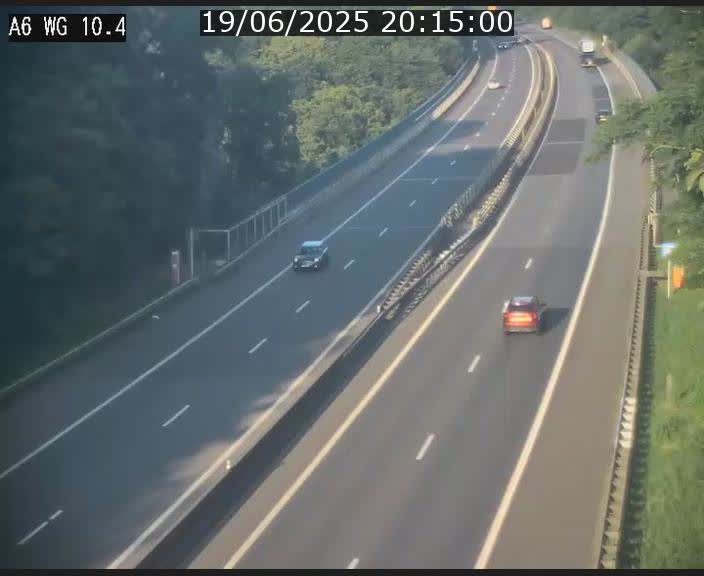 <h2>Traffic live webcam Luxembourg Mamer - A6 - BK 10.4 - direction Luxembourg/France/Allemagne</h2>