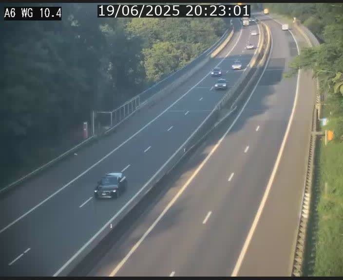 <h2>Traffic live webcam Luxembourg Mamer - A6 - BK 10.4 - direction Luxembourg/France/Allemagne</h2>