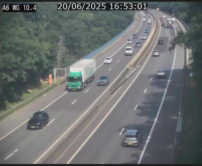 <h2>Traffic live webcam Luxembourg Mamer - A6 - BK 10.4 - direction Luxembourg/France/Allemagne</h2>