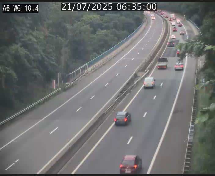 <h2>Traffic live webcam Luxembourg Mamer - A6 - BK 10.4 - direction Luxembourg/France/Allemagne</h2>