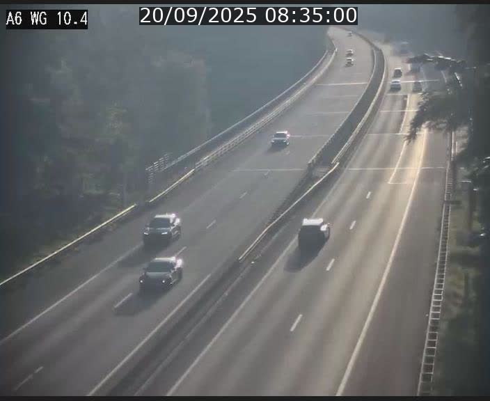 <h2>Traffic live webcam Luxembourg Mamer - A6 - BK 10.4 - direction Luxembourg/France/Allemagne</h2>