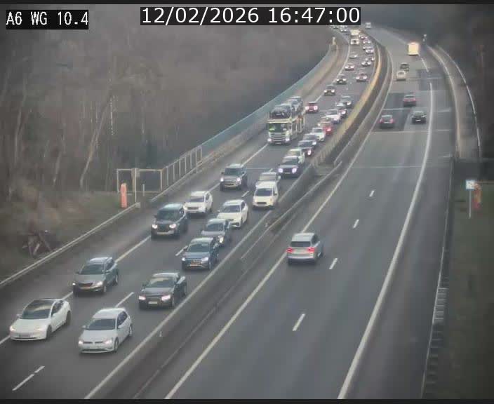 <h2>Traffic live webcam Luxembourg Mamer - A6 - BK 10.4 - direction Luxembourg/France/Allemagne</h2>