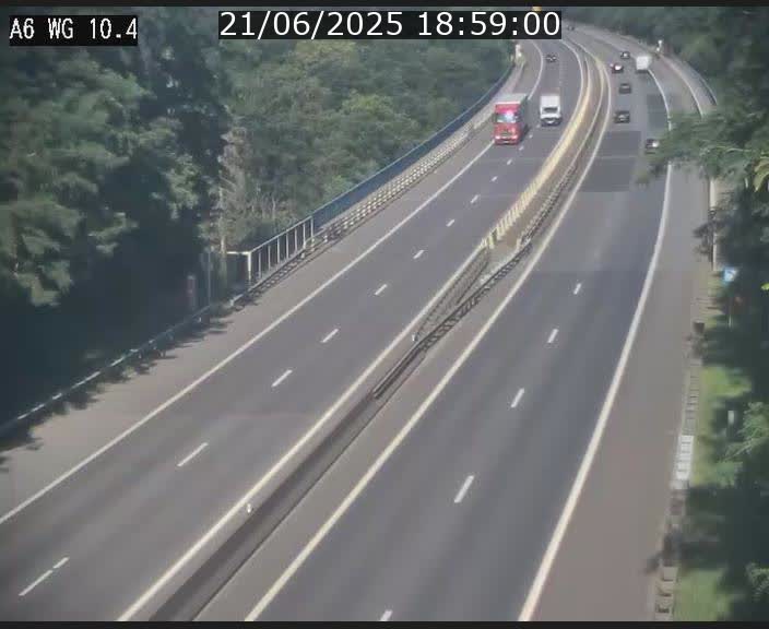 <h2>Traffic live webcam Luxembourg Mamer - A6 - BK 10.4 - direction Luxembourg/France/Allemagne</h2>