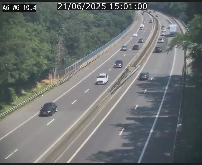 <h2>Traffic live webcam Luxembourg Mamer - A6 - BK 10.4 - direction Luxembourg/France/Allemagne</h2>