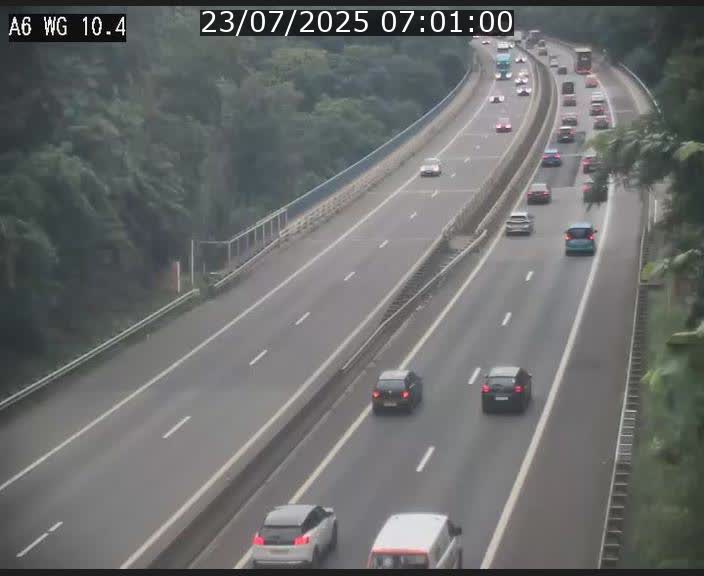 <h2>Traffic live webcam Luxembourg Mamer - A6 - BK 10.4 - direction Luxembourg/France/Allemagne</h2>
