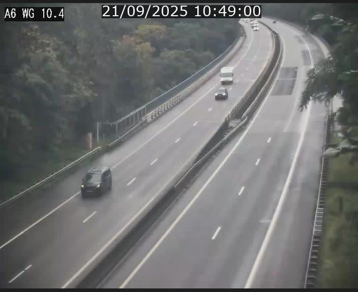 <h2>Traffic live webcam Luxembourg Mamer - A6 - BK 10.4 - direction Luxembourg/France/Allemagne</h2>