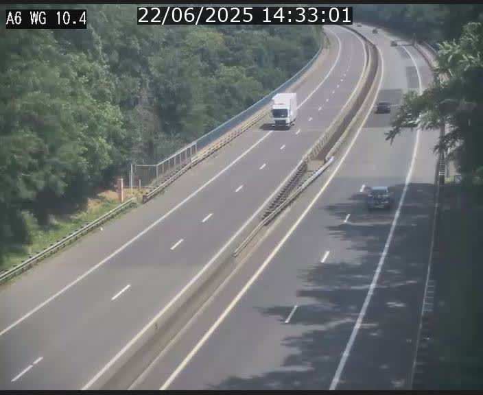 <h2>Traffic live webcam Luxembourg Mamer - A6 - BK 10.4 - direction Luxembourg/France/Allemagne</h2>