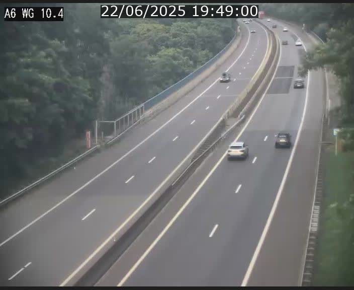 <h2>Traffic live webcam Luxembourg Mamer - A6 - BK 10.4 - direction Luxembourg/France/Allemagne</h2>