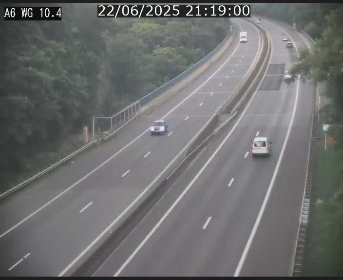 <h2>Traffic live webcam Luxembourg Mamer - A6 - BK 10.4 - direction Luxembourg/France/Allemagne</h2>