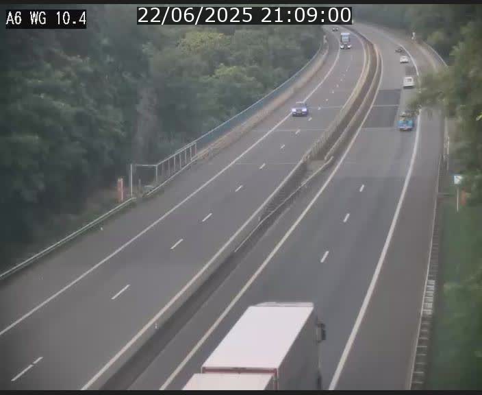 <h2>Traffic live webcam Luxembourg Mamer - A6 - BK 10.4 - direction Luxembourg/France/Allemagne</h2>