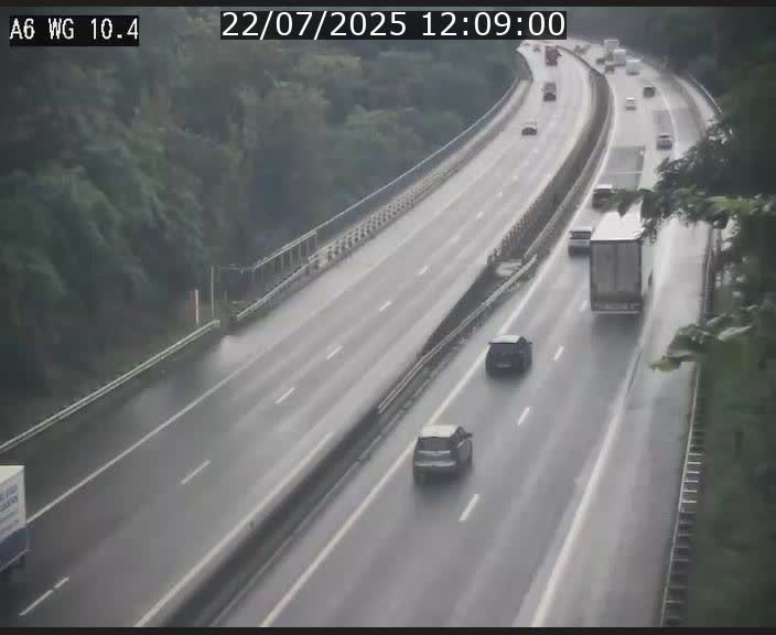 <h2>Traffic live webcam Luxembourg Mamer - A6 - BK 10.4 - direction Luxembourg/France/Allemagne</h2>