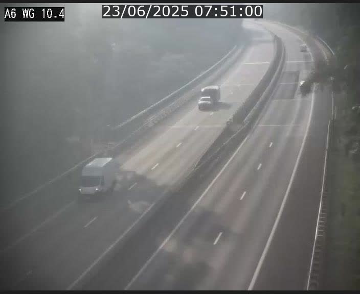 <h2>Traffic live webcam Luxembourg Mamer - A6 - BK 10.4 - direction Luxembourg/France/Allemagne</h2>