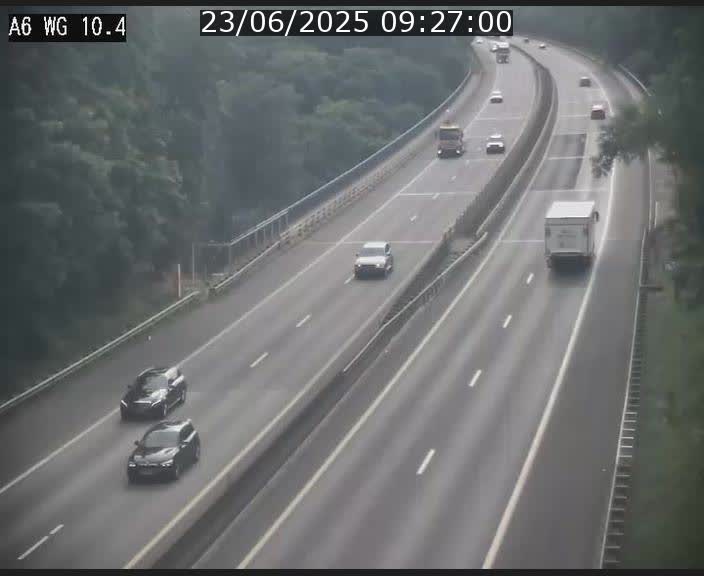 <h2>Traffic live webcam Luxembourg Mamer - A6 - BK 10.4 - direction Luxembourg/France/Allemagne</h2>