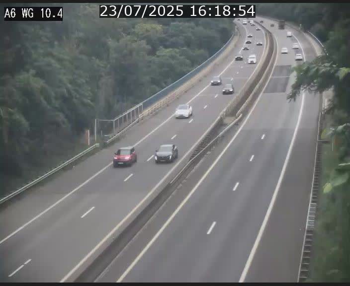 <h2>Traffic live webcam Luxembourg Mamer - A6 - BK 10.4 - direction Luxembourg/France/Allemagne</h2>